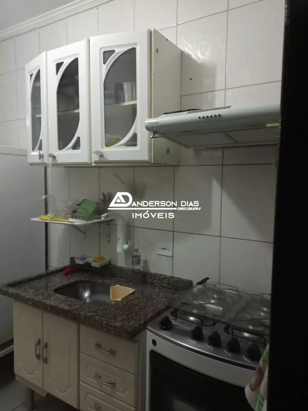 Apartamento mobiliado com 1 dormitório à venda 45m² por $ 220.000 - Prainha- Caraguatatuba/SP